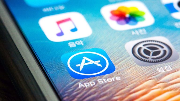 apple-inc-silently-starts-allowing-its-app-store-users-rate-and-review